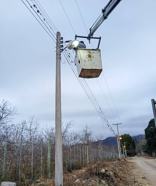 Mejoras en el alumbrado público en Guanchín